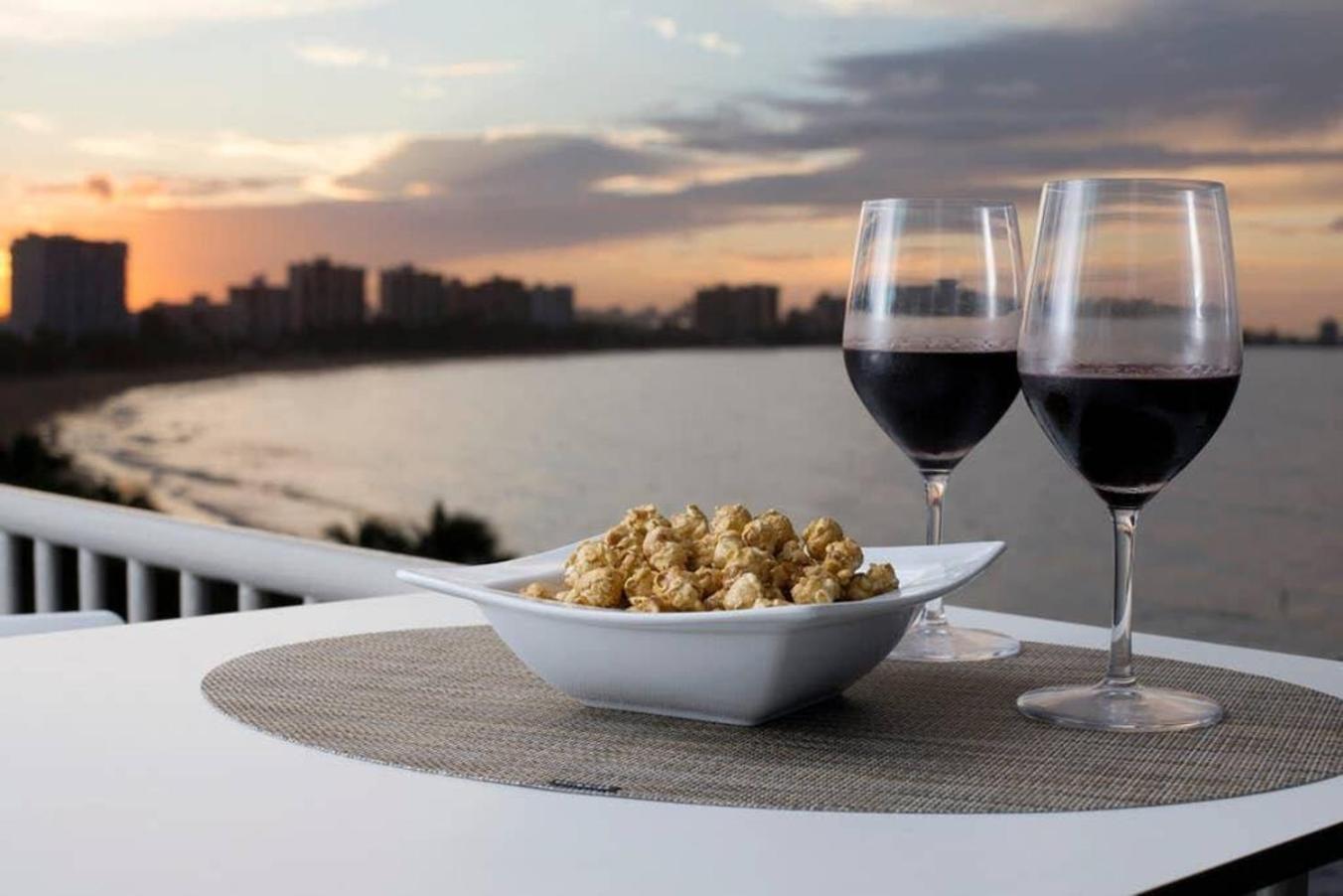 Pr Rentals Beach Front Penthouse A 604 San Juan Bagian luar foto